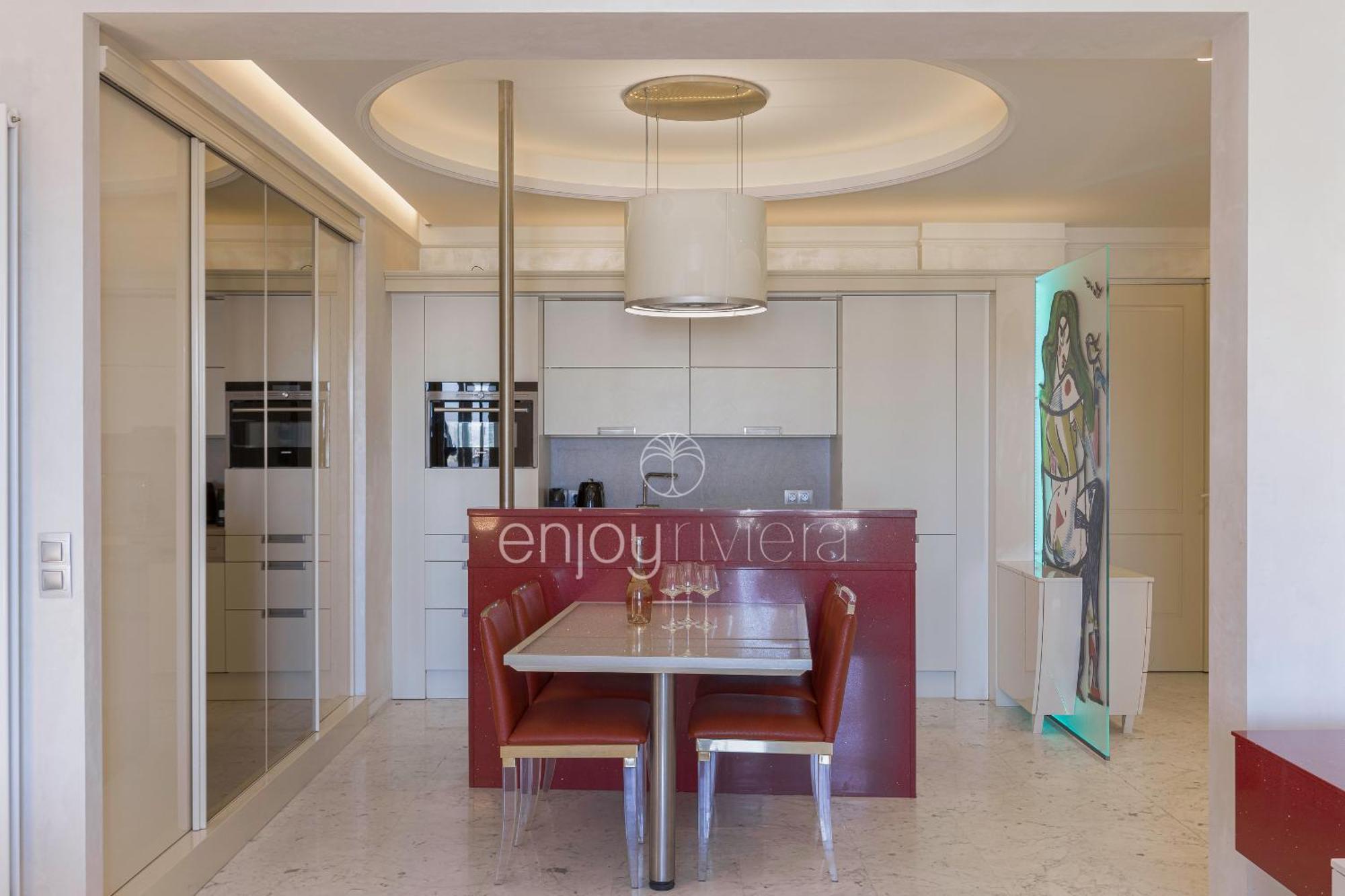 Palais Miramar Suite Art Modern - Derniere Etages Vue Mer - 75M De Confort - En Face Des Plages -Wifi - Clim Cannes Luaran gambar