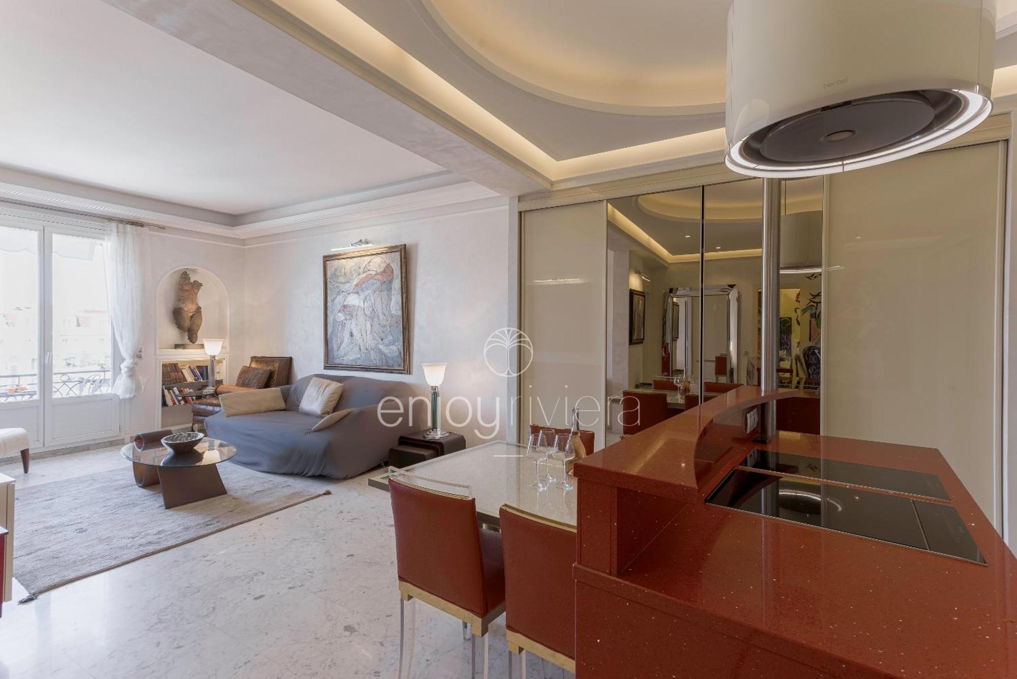 Palais Miramar Suite Art Modern - Derniere Etages Vue Mer - 75M De Confort - En Face Des Plages -Wifi - Clim Cannes Luaran gambar